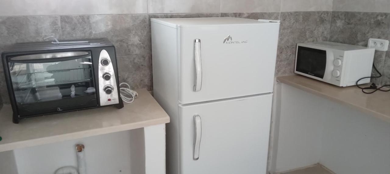 Studio, Cite La Gazelle ,Pas Jafar, Quartier Calme 10 Min De L'Aeroport Pres Du Technopark Kültér fotó